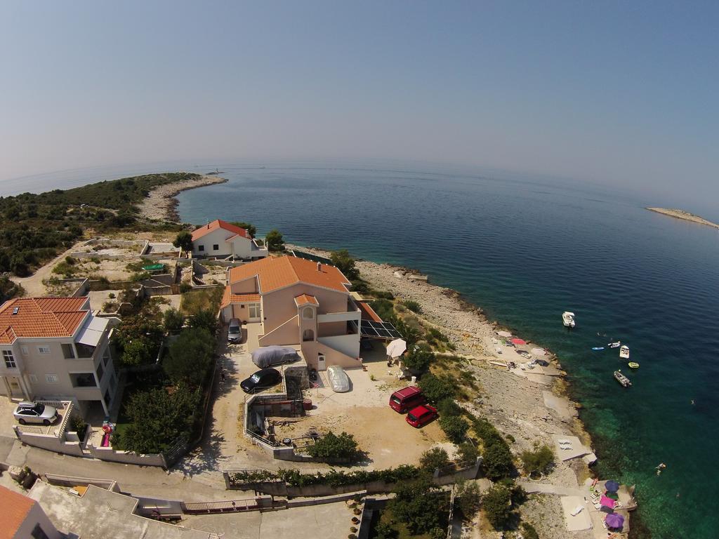 Direkt Am Meer-Apartments Puntaplanka Rogoznica  Kültér fotó