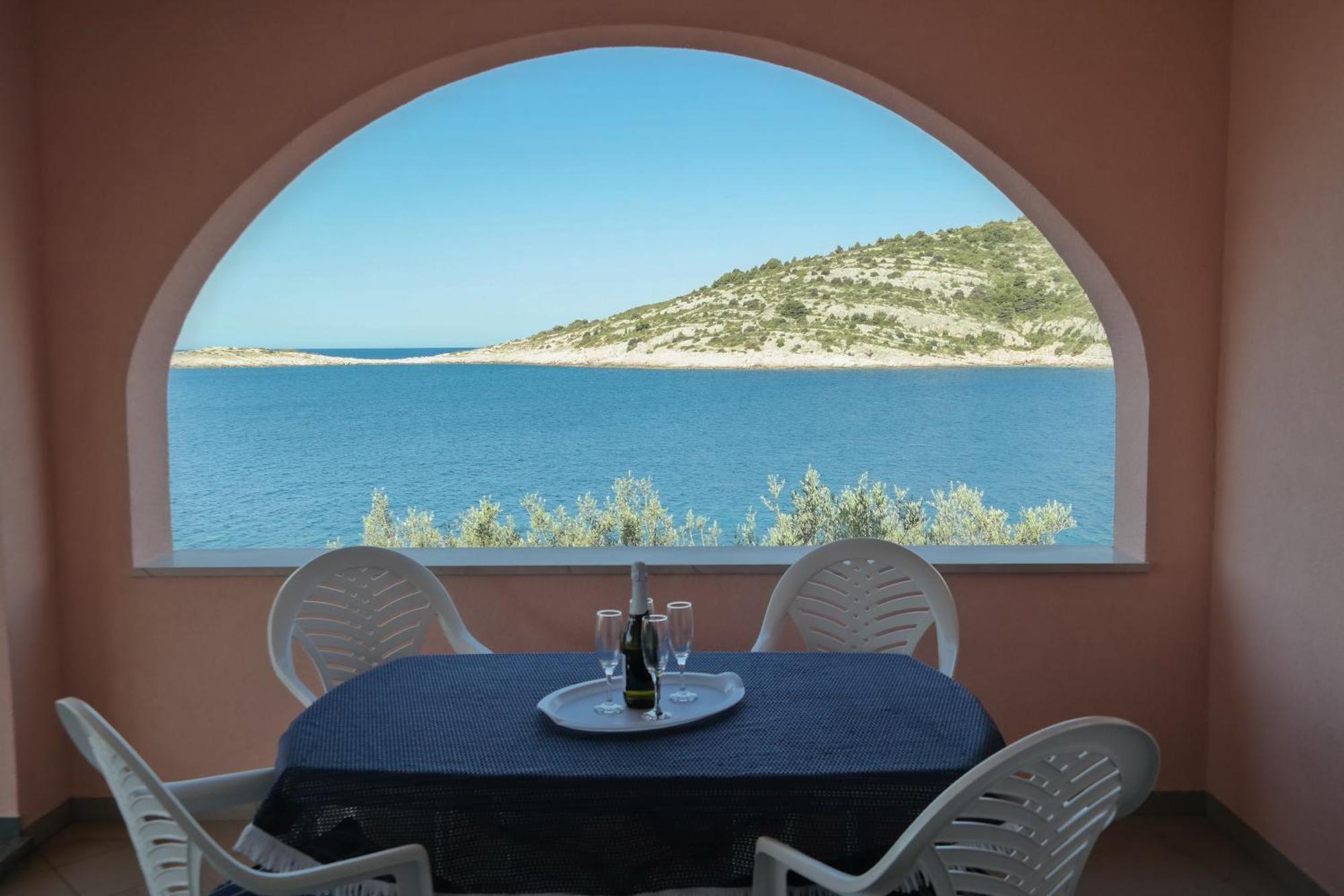 Direkt Am Meer-Apartments Puntaplanka Rogoznica  Kültér fotó