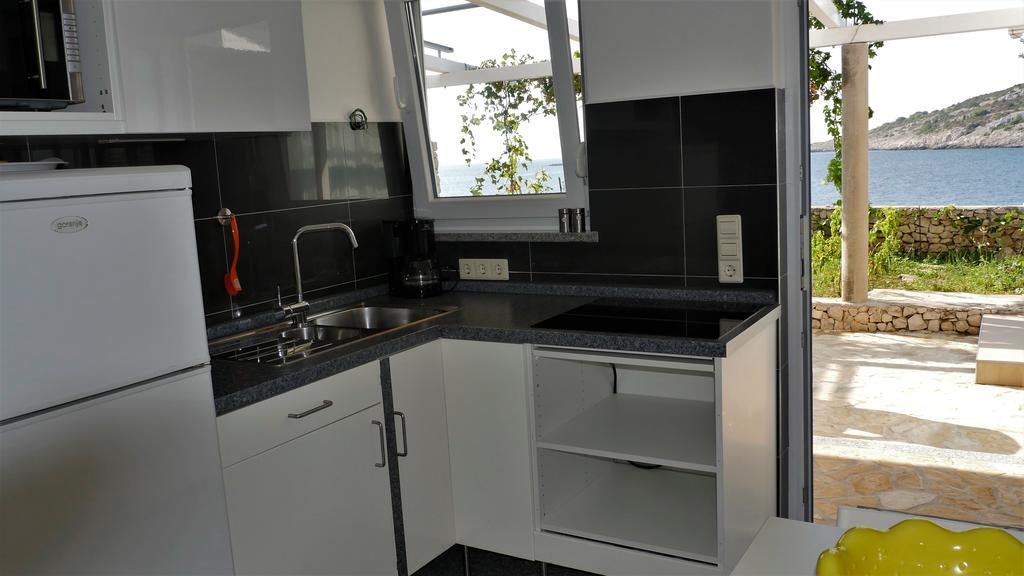 Direkt Am Meer-Apartments Puntaplanka Rogoznica  Kültér fotó